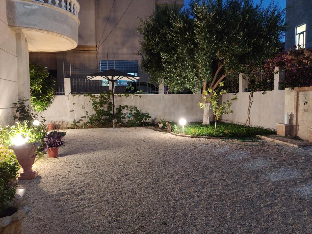 P-Apartment Sarandë Esterno foto