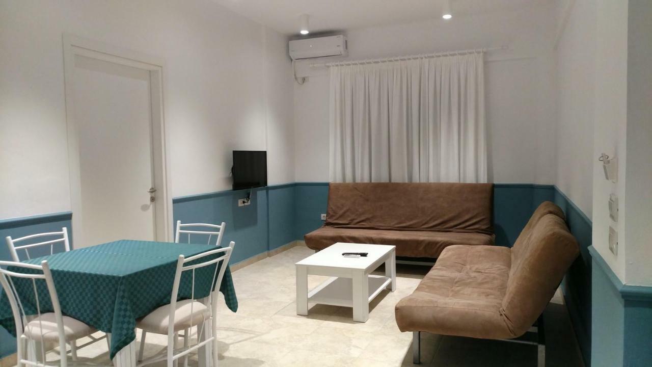 P-Apartment Sarandë Esterno foto
