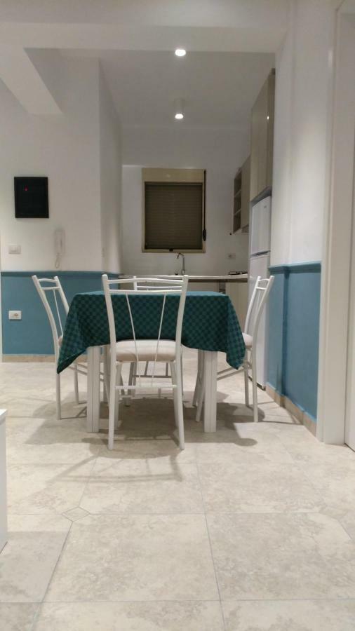 P-Apartment Sarandë Esterno foto